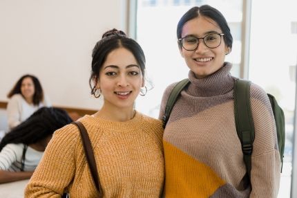 Women students friends